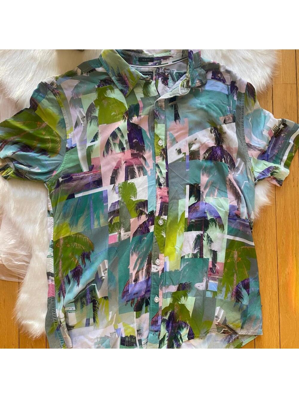 Guess Slim Fit Palm Tree Print Short Sleeve Shirt Small